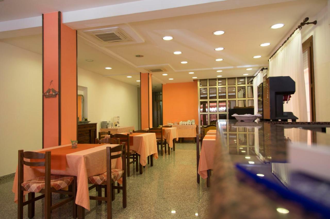 Albergo Felice Sottomarina Exterior foto
