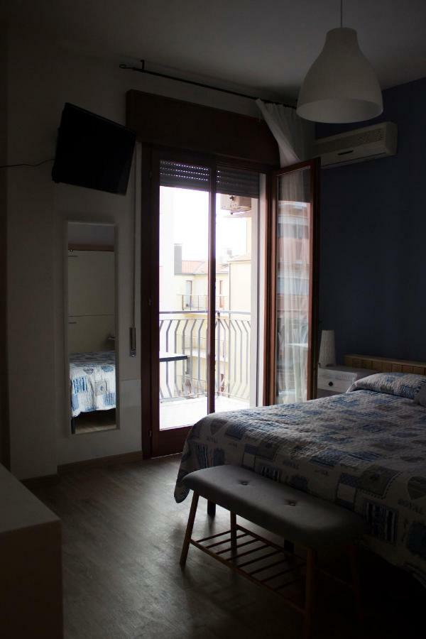 Albergo Felice Sottomarina Exterior foto
